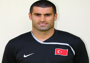 Kaleci Volkan Demirel lüks yat yaptırdı