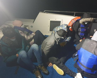 Çanakkale açıklarında 7 göçmen i kurtarıldı