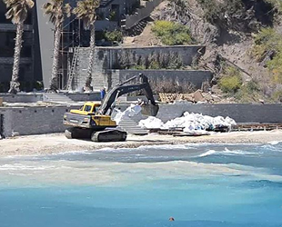 Bodrum kıyılarına bu kez de borik asit döküldü