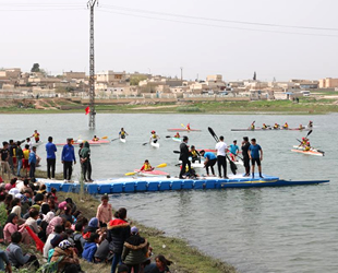 Telabyad’da Durağan Su Kano Festivali düzenlendi