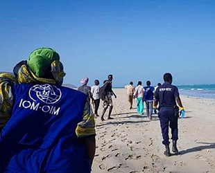 Cibuti'de göçmenleri taşıyan tekne alabora oldu: 34 ölü