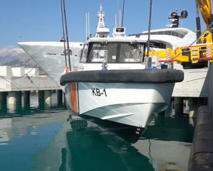 Ares Tersanesi'nin inşa edeceği 122 adet Sahil Güvenlik botundan ilki suya indirildi