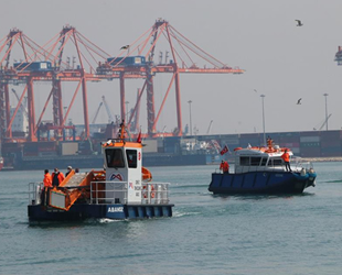 Mersin’de 1 yılda denizden 450 ton çöp toplandı