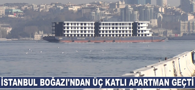 Christos LXI isimli römorkör, İstanbul Boğazı'ndan geçti