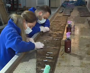 Batık gemilerin ahşap parçaları günümüze kazandırılıyor