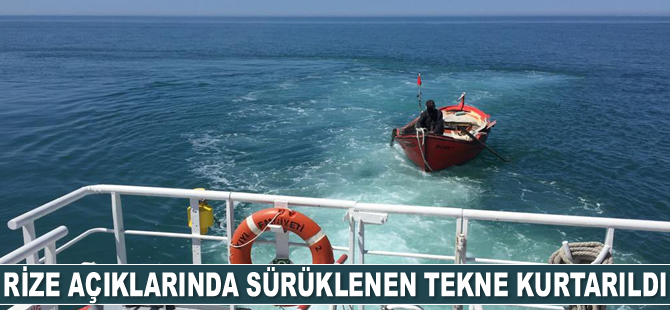 Rize açıklarında sürüklenen tekne kurtarıldı