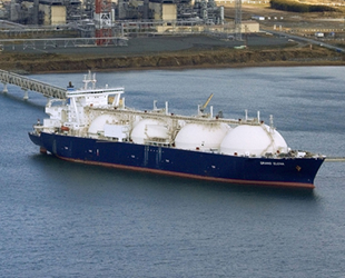 Rusya'nın LNG ihracatı yarı yarıya azaldı