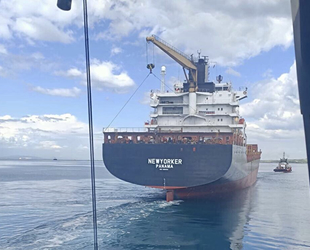 Newyorker isimli gemi, Çanakkale Boğazı’nda arızalandı