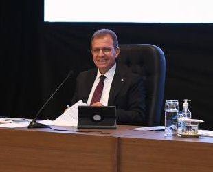 Vahap Seçer, Mersin'e yeni liman için çağrıda bulundu