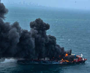 5 gündür yanan X-Press Pearl isimli gemide patlama meydana geldi