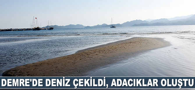 Demre'de deniz çekildi, adacıklar oluştu