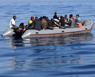 İzmir açıklarında 24 düzensiz göçmen kurtarıldı