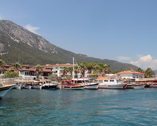 ‘Sakin Kent’in teknecileri, hizmet yetersizliğine tepki gösterdiler