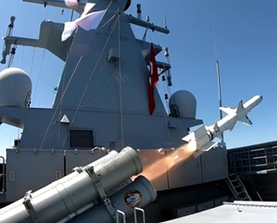 Atmaca Gemisavar Füzesi, ilk kez bir gemi hedefini tam isabetle vurdu