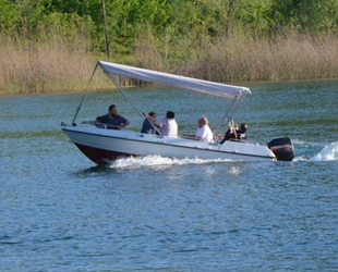 Gaga Gölü turizme açılmayı bekliyor