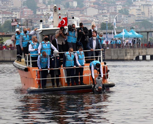 Marmara'ya nefes olacak cihazlar denize bırakıldı