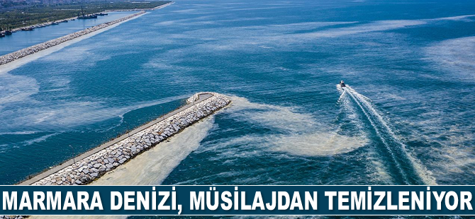 Marmara Denizi, müsilajdan temizleniyor