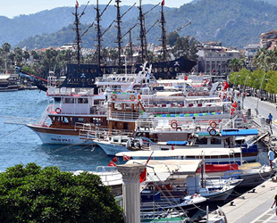 Marmaris'te günübirlik tekne turları başladı