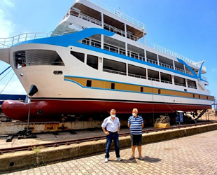 Gökovalı Gümüş isimli tur teknesi, Marmaris için gün sayıyor