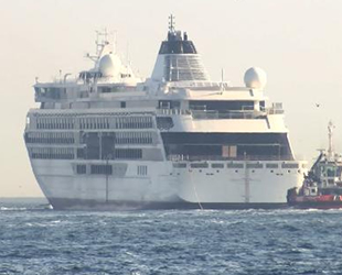 'Viking Octantis' keşif gemisi, İstanbul Boğazı'ndan geçti