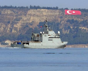 İspanyol savaş gemisi, Çanakkale Boğazı’ndan geçti