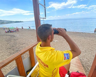 Burhaniye Belediyesi cankurtaranları görevlerine başladı