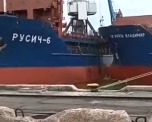 SV KNYAZ VLADIMIR ve RUSICH 6 isimli gemiler, Taganrog Limanı’nda çatıştı