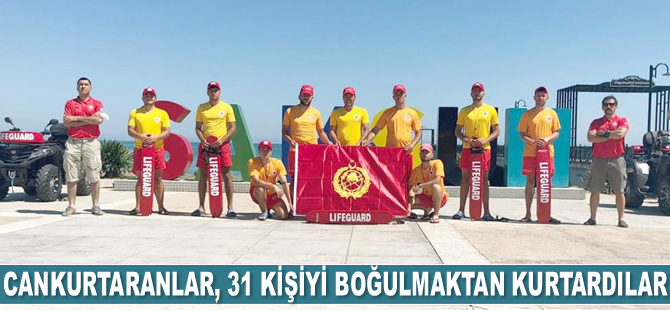 Cankurtaranlar, 31 kişiyi boğulmaktan kurtardılar