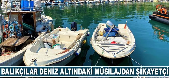 Gebzeli balıkçılar, deniz altındaki müsilajdan şikayet ediyor