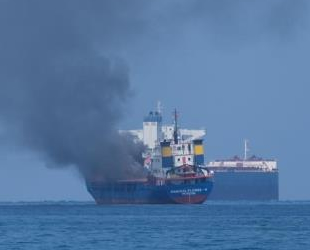 Manassa Flower M isimli gemide İskenderun Körfezi’nde yangın çıktı