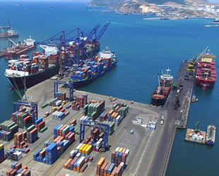 Aliağa limanlarına yılın ilk 7 ayında 3 bin 306 adet gemi uğradı