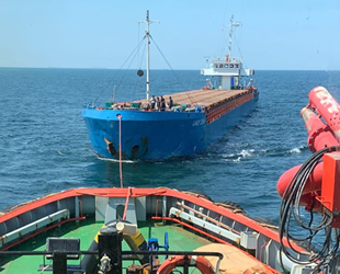 LADY ZONA isimli gemi, Çanakkale Boğazı'nda arızalandı