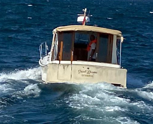 Silivri’de makine arızası nedeniyle sürüklenen tekne kurtarıldı