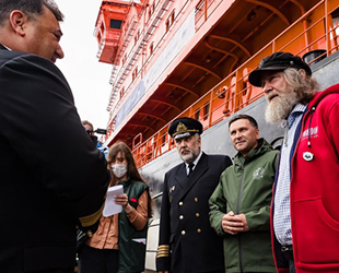 50 Let Pobedy buzkıranı, Fedor Konyukhov’un kutup gezisini destekledi