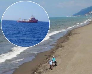 Samandağ sahilinde temizlik çalışmaları devam ediyor