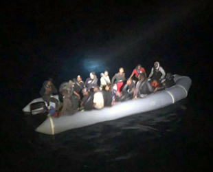 Marmaris açıklarında 32 göçmen kurtarıldı