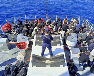 İzmir açıklarında 192 düzensiz göçmen kurtarıldı