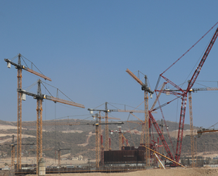 Akkuyu NGS’de bir vinç daha devreye alındı