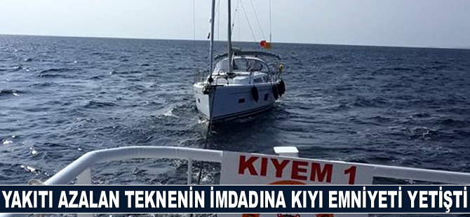 Çanakkale Boğazı'nda yakıtı azalan teknenin imdadına Kıyı Emniyeti yetişti