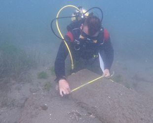Marmara Denizi'nde mimari bloklar yüklü gemi batığı keşfedildi