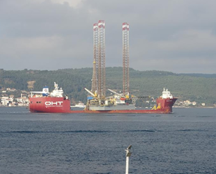 ‘Albatross’ isimli gemi, Çanakkale Boğazı’ndan geçti