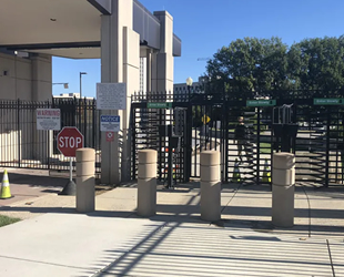 ABD’nin Bethesda Donanma Üssü, ihbar üzerine kapatıldı