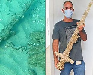 İsrail'de deniz altında Haçlılar’dan kalma 900 yıllık kılıç bulundu