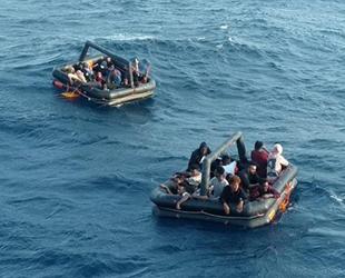 İzmir açıklarında 55 düzensiz göçmen kurtarıldı