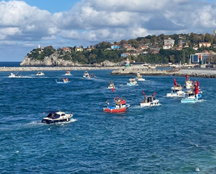Zonguldak’ta ‘Cumhuriyet Bayramı’ coşkusu denizde yaşandı