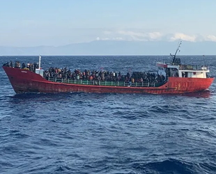 Göçmenleri taşıyan Murat 729 isimli gemi, Kos Adası’na çekildi