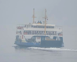 Çanakkale Boğazı’nda feribot seferleri yeniden başladı