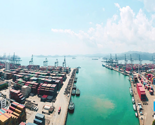 Çin’in ilk büyük ölçekli LNG limanında işlem rekoru kırıldı