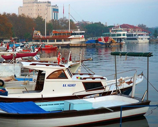 Erdek’te 105 balıkçıya destek parası verildi