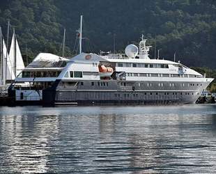 Clio isimli yolcu gemisi, Marmaris'e geldi